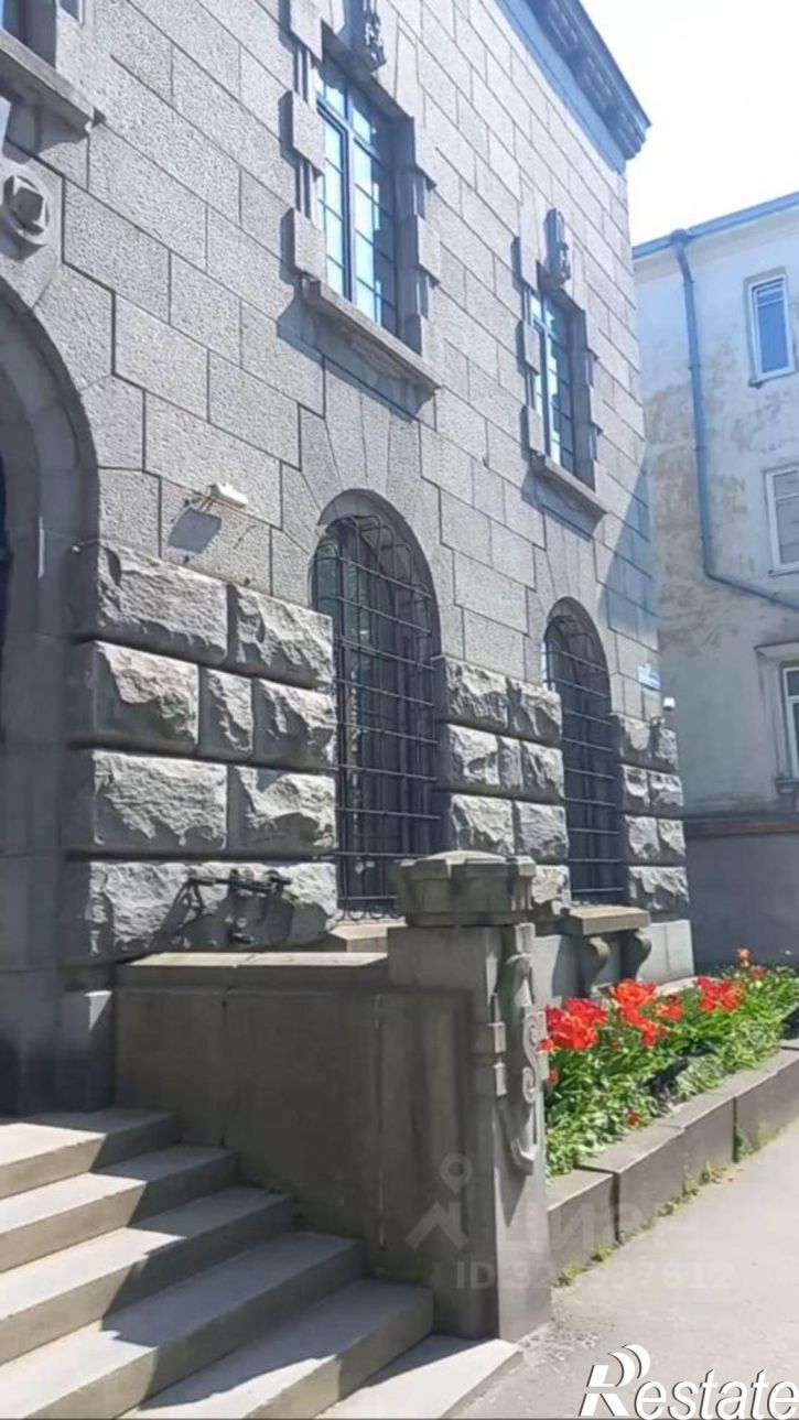 2-комн квартира улица Вяйнемяйнена, 8,  д. 8