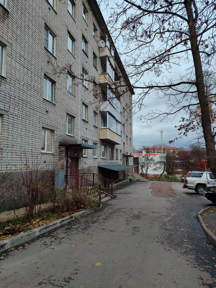 3-комн квартира Карельская ул., д.52