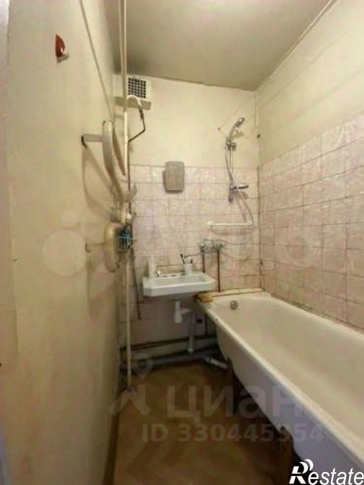 3-комн квартира Карельская улица, 52,  д. 52