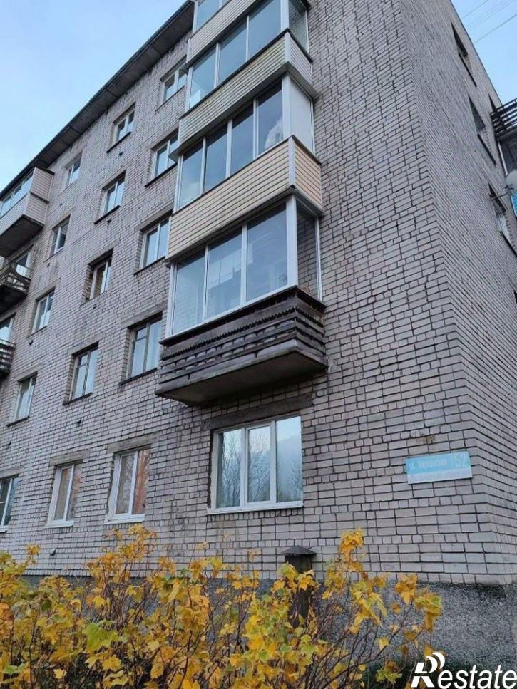 3-комн квартира Карельская улица, 52,  д. 52